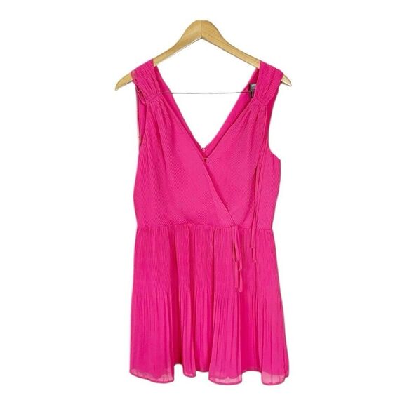 ALI & JAY Dresses & Skirts - Ali & Jay Pink Mini Dress Pleated Womens Size M